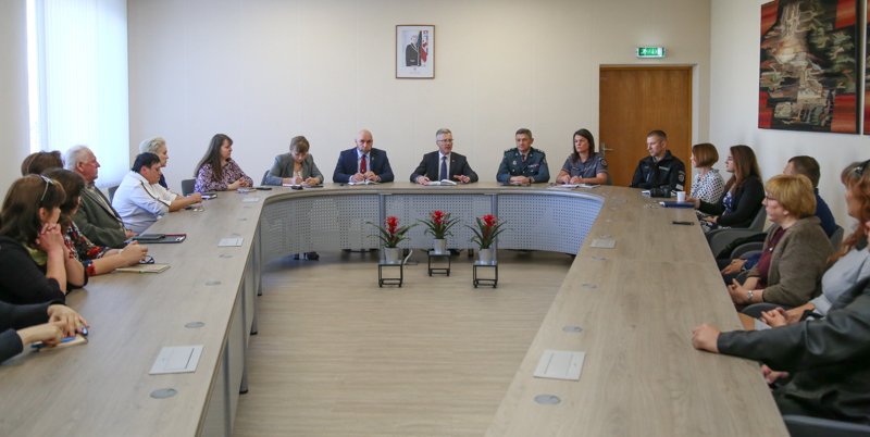 Svarstė, kaip sutramdyti smurtaujančius paauglius (1)