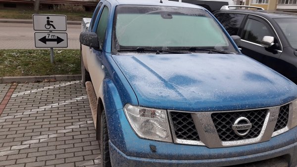 Tarptautinę neįgaliųjų dieną vairuotojus apdalino įspėjimais (nuotraukos)