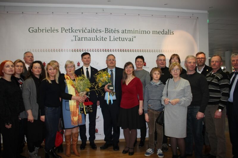 Įteikti medaliai „Tarnaukite Lietuvai“ (nuotraukos)