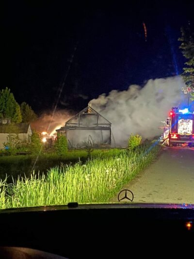 Turtą ir svajones pasiglemžė ugnis. Po nelaimės prašo paramos (2)