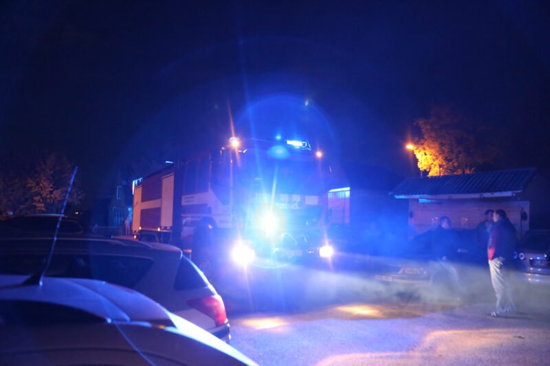 Ugniagesių paklausęs vyras išsigelbėjo nuo pražūties