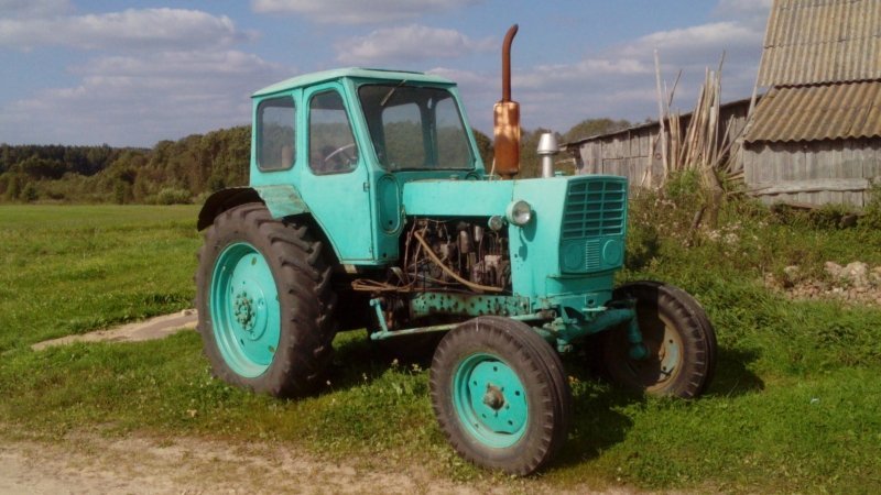 Užklimpusiam traktorininkui į pagalbą atskubėję pasieniečiai jį rado girtą (4)