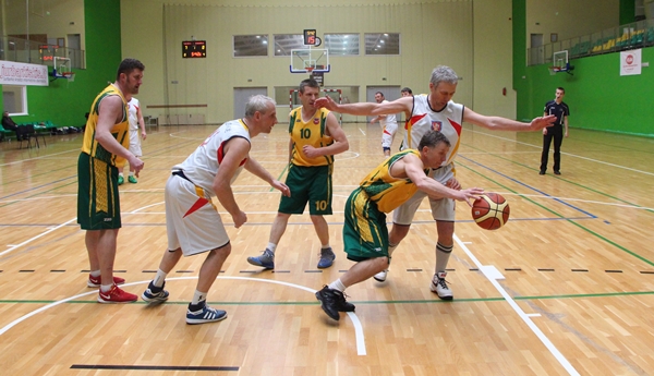 Veteranų taurė atiteko Raseinių „Naftrus“