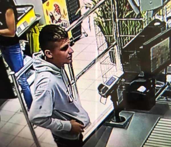 Vis dar ieškomas senolės skriaudikas (nuotraukos) (5)