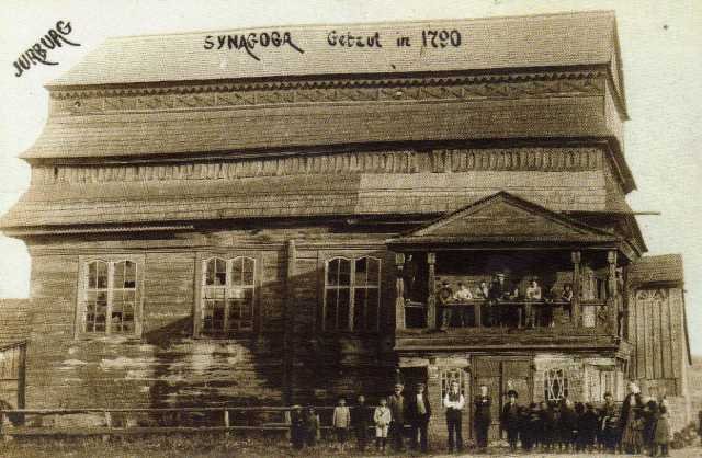 Žydams pagerbti – sinagogų aikštė