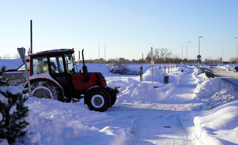 Sniego valymu susirūpino tik užpusčius kelius (4)