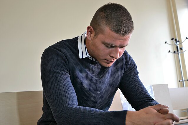 Nepilnametės jurbarkiškės skriaudiko advokatas už grotų prašo jo nesiųsti: „Nemanau, kad įkalinimo vietos žmones taisytų (12)