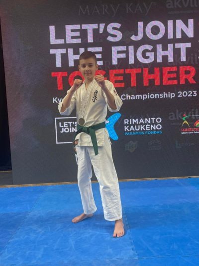 Kyokušin karate ,,Let’s join the fight together“ varžybose iškovojo medalių (nuotraukos)