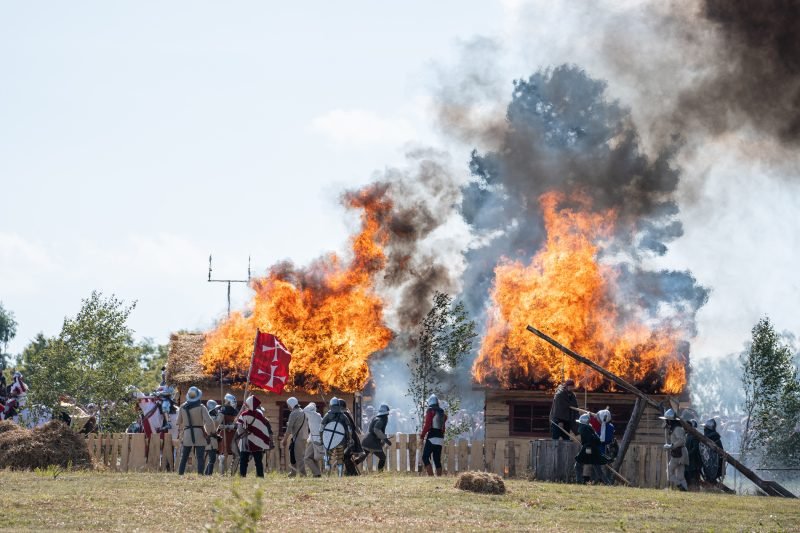 Daugybė karių vėl kovėsi Žalgirio mūšyje (nuotraukos) (1)