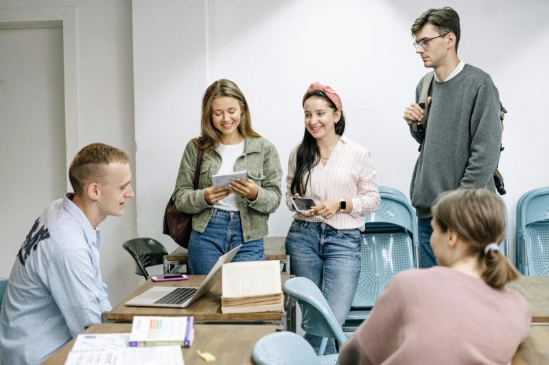 Po įtemptų praėjusių mokslo metų skambutis vėl šaukia į mokyklas: kas naujo šiemet? (2)