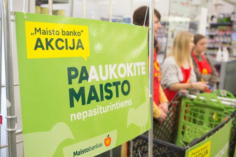 Šį penktadienį „Maisto banko“ akcija: daugėja būtiniausių produktų įsigyti negalinčių  žmonių, organizacijoms pritrūksta maisto (3)