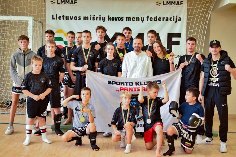 „Panteros” komanda tapo čempionais Kauno r. MMA čempionate