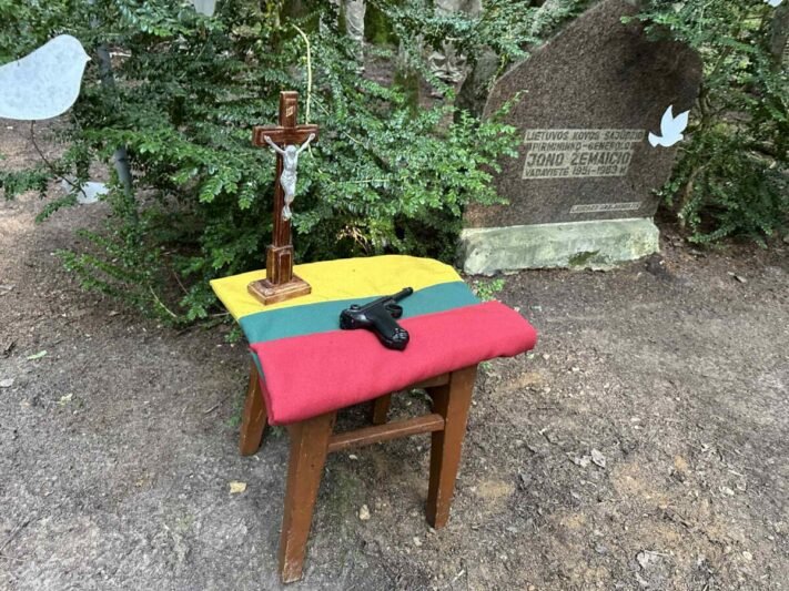 Prie bunkerio – linkėjimai būti akmeniu (nuotraukos)