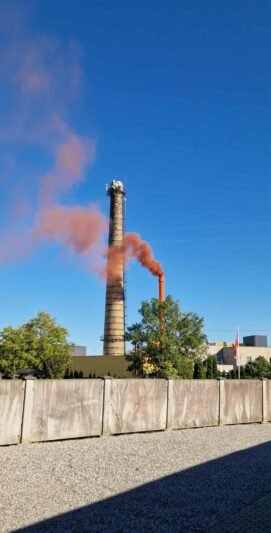 Paaiškėjo, kodėl iš katilinės virto raudoni dūmai (2)