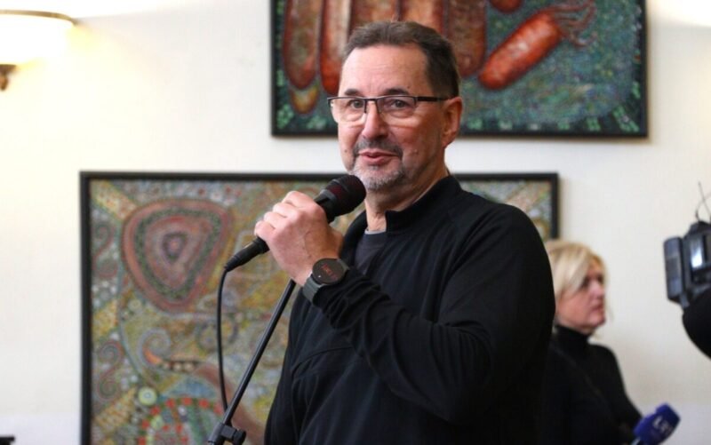 Arčiau vaikystės miesto menininkė sugrįžo savo darbais (1)