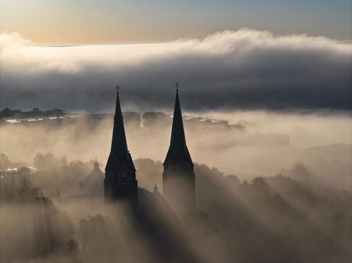 Sinoptikė: lapkričio pradžioje išliks šilti ir ramūs orai