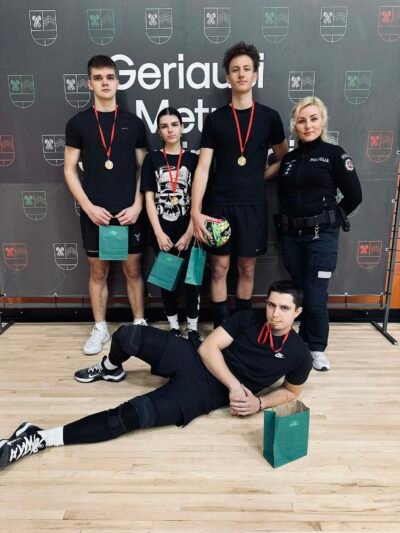 Jurbarko jaunieji policijos rėmėjai iškovojo auksą