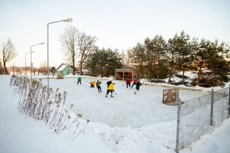 Kiduliai turi čiuožyklą, Jurbarkas – riziką ant ledo (7)