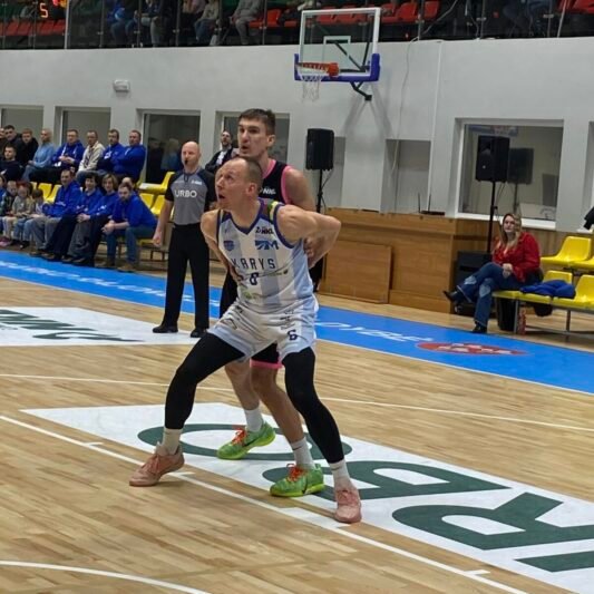 Jurbarkiečiai antrą kartą nugalėjo kaimynus iš Šakių