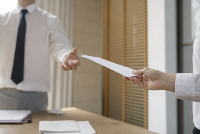 Dokumentų kelias nuo vertimo iki galutinio patvirtinimo