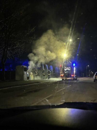 Ugniagesiai gesino požemines talpas (video)