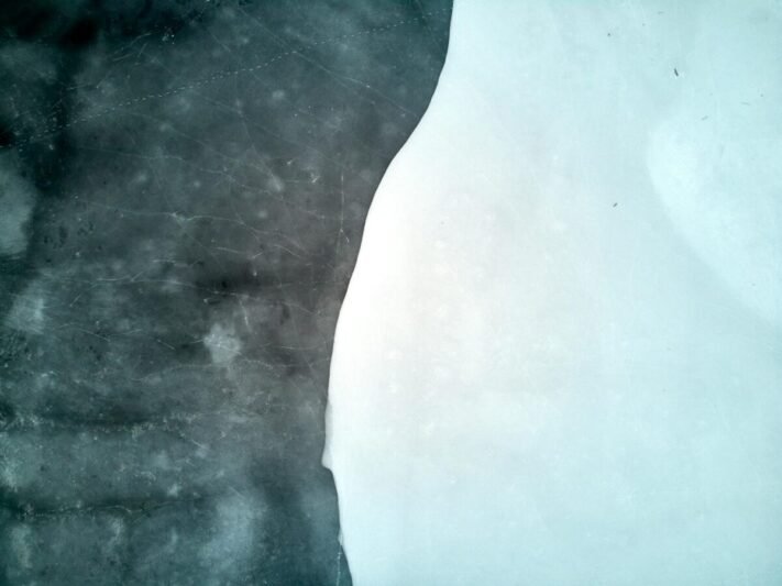 Savaitės pradžios orai: dieną džiugins saulė, o naktį kaustys didžiulis šaltis (1)