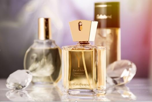 Kodėl moterys ypač vertina arabiškus kvepalus?