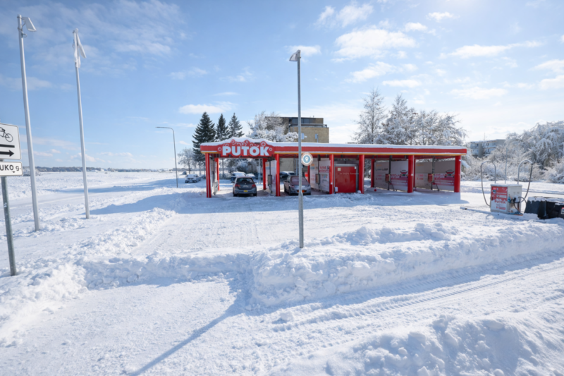 Vagys laužėsi į plovyklą, pavogė tvorą (4)