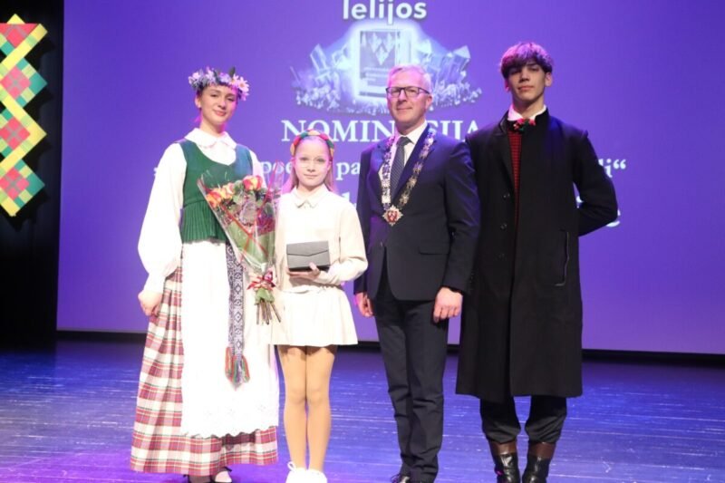 Pasididžiavimu ir širdžių šiluma nušvitusi diena