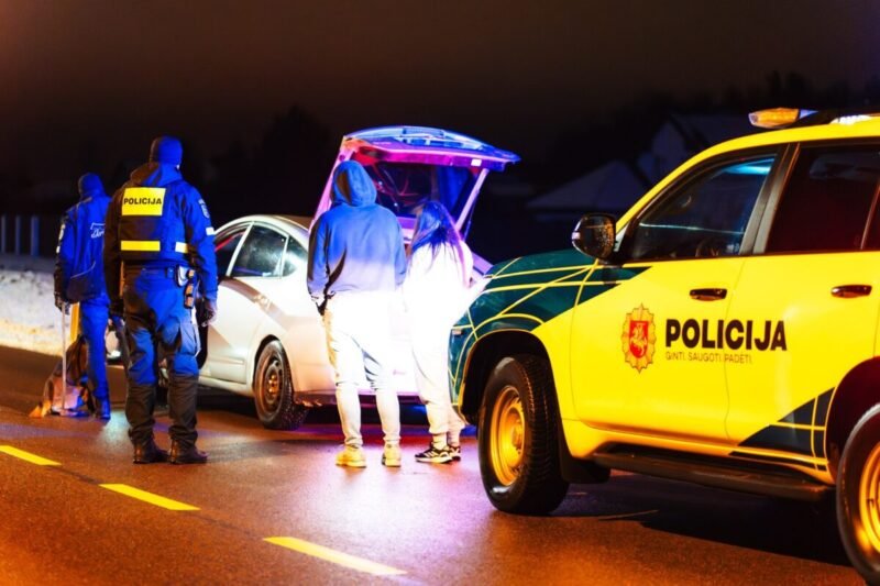 Automobilyje rado marichuanos