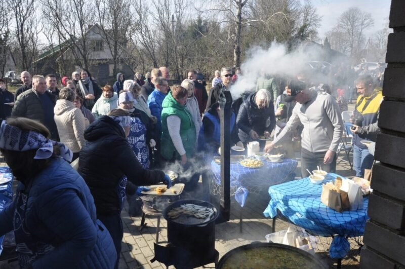 Stintų šventė į Vadžgirį sukvietė ir mažus, ir didelius