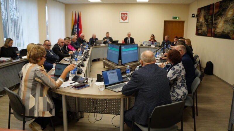 Prokuratūra domisi išmokomis politikams