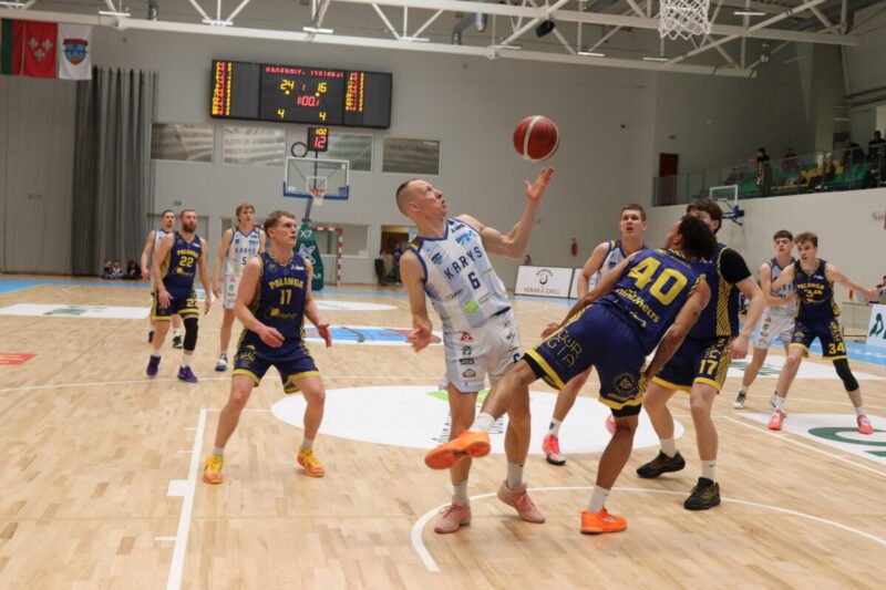 Jurbarkiečiai žengia į atkrinamųjų etapą