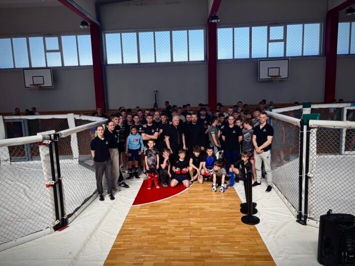 Jurbarke nugriaudėjo Lietuvos MMA taurė