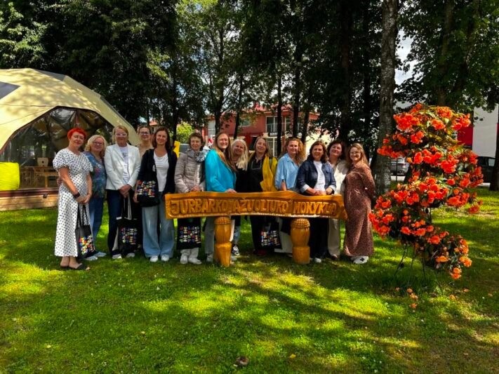 Jurbarke susitiko pasaulio lietuvių mokytojai