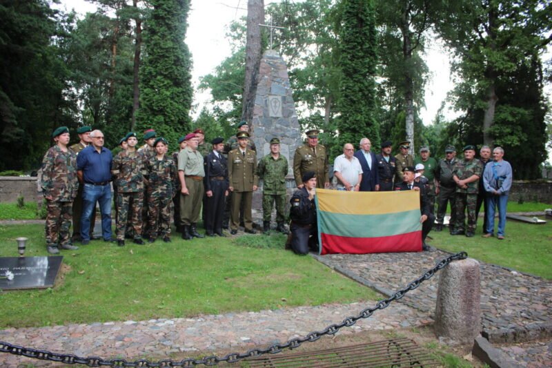 Jurbarke paminėtos pirmosios savanorių ir šaulių priesaikos 35-osios metinės