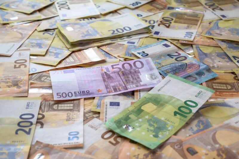 Lietuvoje daugėja milijonierių – kaip tapti vienu jų
