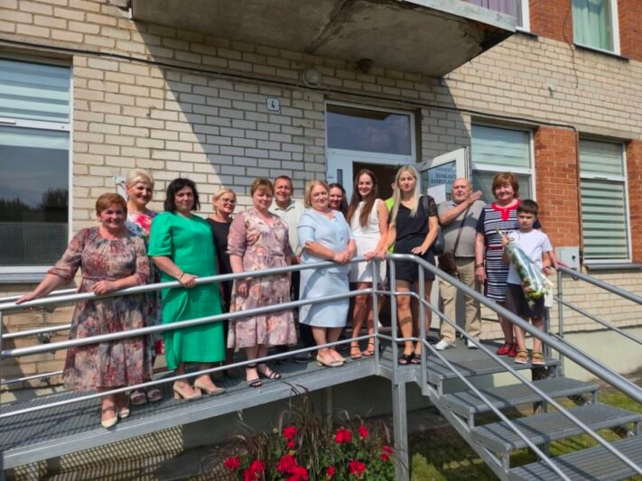 25-eri metai: nuo tuščių sienų iki išlikusios įstaigos