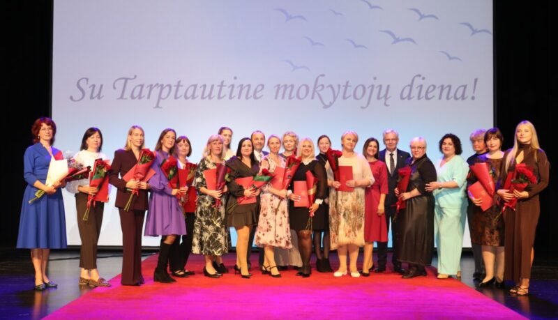 Pagerbti ir apdovanoti rajono pedagogai